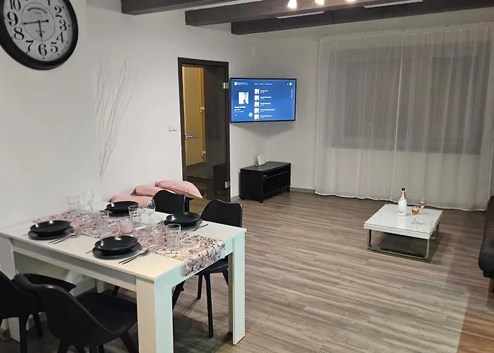 Brno In 20 Min House With Pergola & Free Parking Feriehus